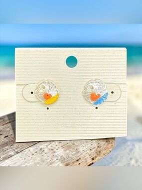 🏷️‼️5/$25🏷️‼️🐚Hand-Painted Sand Dollar Stud Earrings/NIP